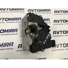 Замок двери передней правой Opel Corsa D HB 5дв. 2006-2014 13258279